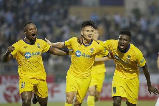 CLB Sài Gòn - Sông Lam Nghệ An: 'Phá dớp' sân Thống Nhất?