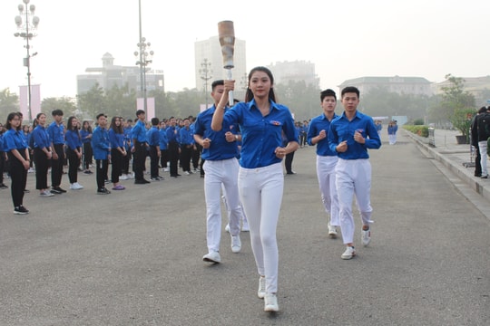 Xây dựng Đoàn vững mạnh là xây dựng Đảng trước một bước