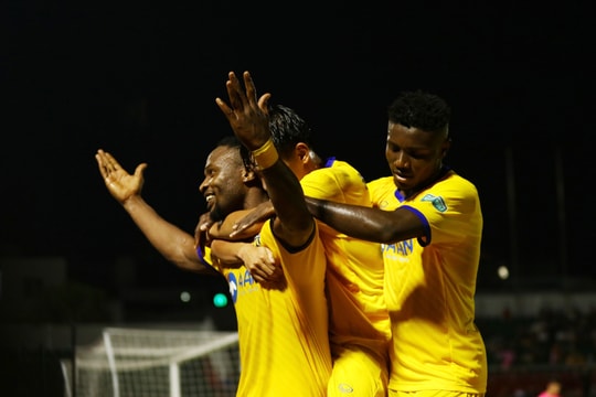 Không thể phá dớp, SLNA chỉ có được trận hòa trước CLB Sài Gòn