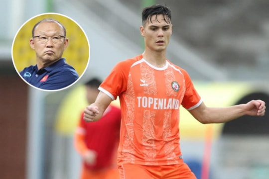 Adriano Schmidt và thông điệp tích cực của HLV Park Hang-seo