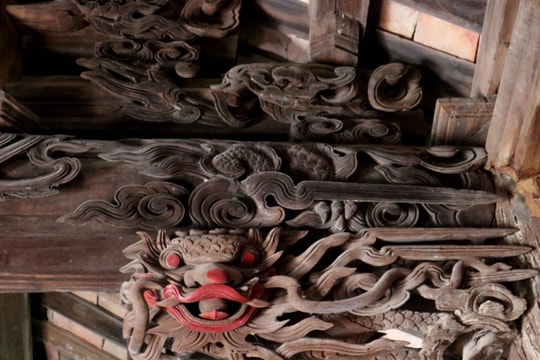 Chiêm ngưỡng nghệ thuật điêu khắc độc đáo đình cổ Trung Cần