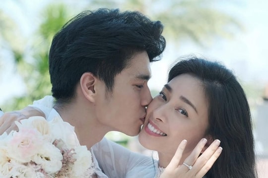 'Đả nữ' Ngô Thanh Vân khoe nhẫn đính hôn, chính thức thông báo về hôn lễ  