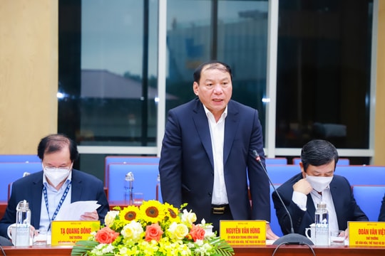 Lãnh đạo Bộ Văn hóa, Thể thao và Du lịch làm việc với Thường trực Tỉnh ủy Nghệ An