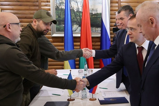 Ukraine nói về những động lực tích cực trong cuộc đàm phán với Nga