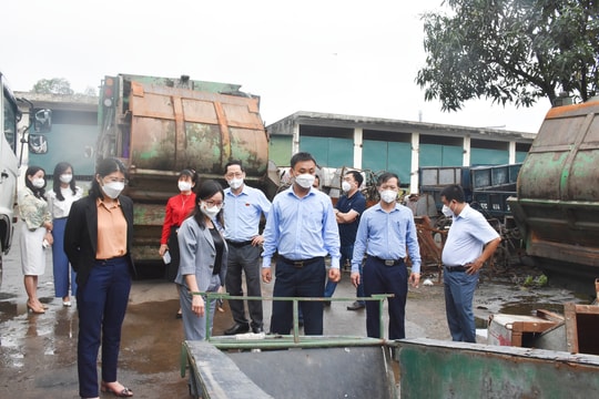 Đoàn ĐBQH tỉnh giám sát tại Công ty cổ phần Môi trường và Công trình đô thị Nghệ An