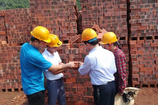 Người lao động không được đóng BHXH bị tai nạn lao động - Ai chịu trách nhiệm?