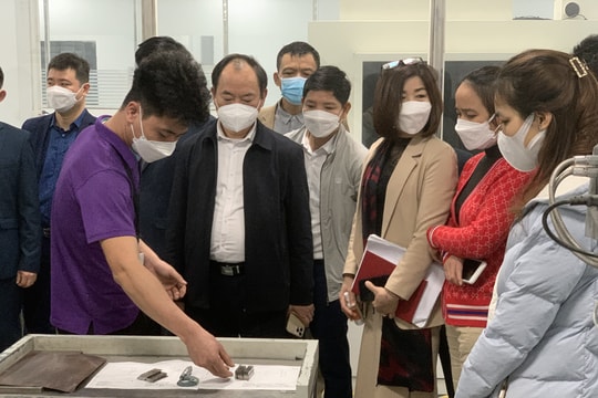 Vì sao doanh nghiệp Nghệ An khó giữ chân lao động chất lượng cao?