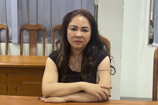 Khởi tố, bắt tạm giam bà Nguyễn Phương Hằng