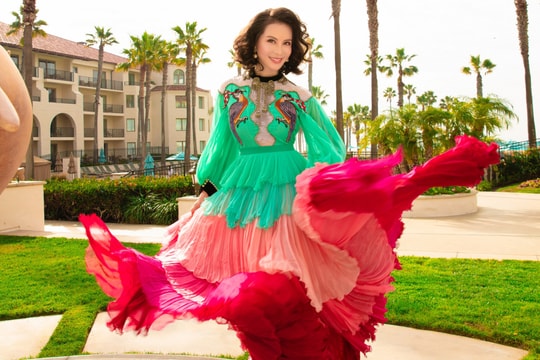 MC Thanh Mai quyến rũ tuổi tứ tuần