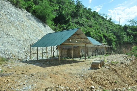 Nhiều dự án tiếp tục chi trả bồi thường, hỗ trợ cho người dân bị thiệt hại bởi thiên tai