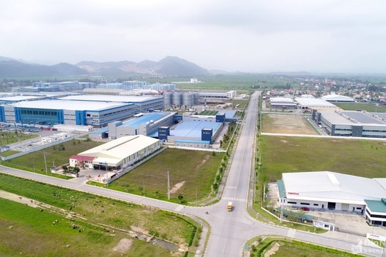 Nghệ An yêu cầu các sở, ngành, đơn vị khẩn trương giải quyết hồ sơ thủ tục hành chính quá hạn