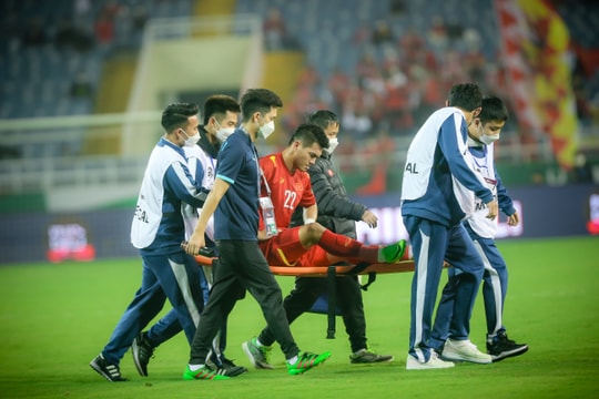 Tuyển Việt Nam tổn thất lực lượng nghiêm trọng trước giờ sang Nhật Bản