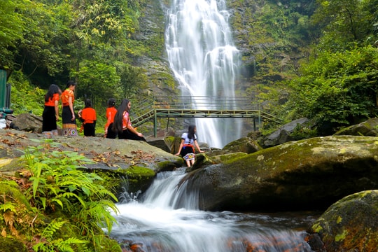 Con Cuông - điểm đến du lịch không thể bỏ qua ở miền Tây xứ Nghệ