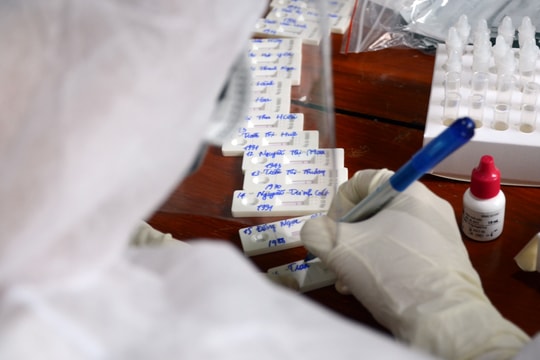 Chiều 29/3, Nghệ An ghi nhận 2.081 ca mắc Covid-19 mới, trong đó có 423 ca cộng đồng