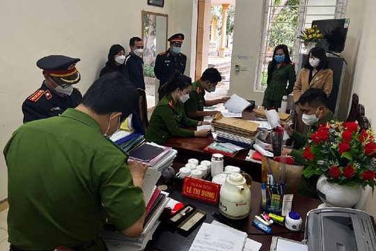 Khởi tố Giám đốc Trung tâm Giáo dục nghề nghiệp - giáo dục thường xuyên