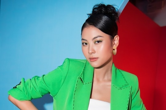 Người đẹp quê Nghệ Đào Thị Hà ngày càng trưởng thành, quyến rũ ở tuổi 25