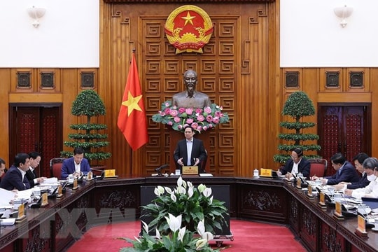 Thủ tướng Phạm Minh Chính chủ trì họp về tình hình cung ứng điện