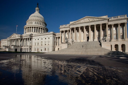 Quốc hội Mỹ đang mất dần vai trò quốc tế trong bối cảnh tình hình Ukraine