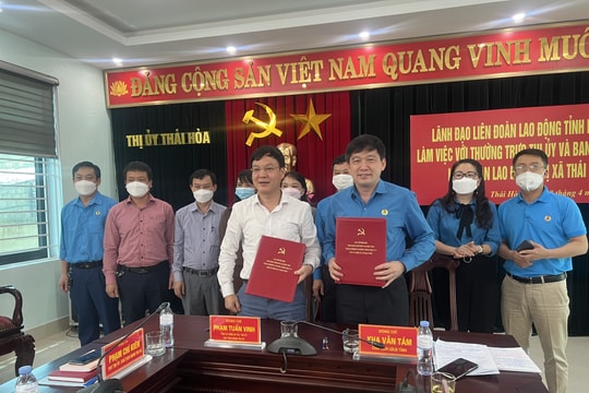 Liên đoàn Lao động Nghệ An phối hợp TX Thái Hòa đẩy mạnh hoạt động công đoàn trong doanh nghiệp  