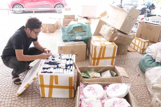 Bẫy việc nhẹ lương cao lừa hàng chục nghìn 'mẹ bỉm sữa'