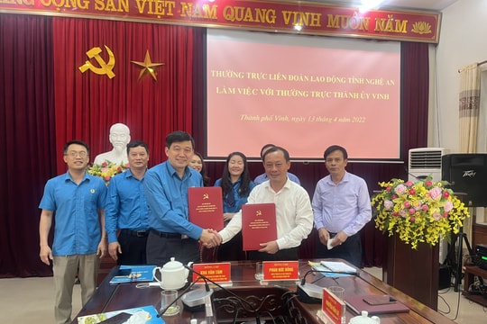 Liên đoàn Lao động tỉnh Nghệ An làm việc với Thường trực Thành ủy Vinh