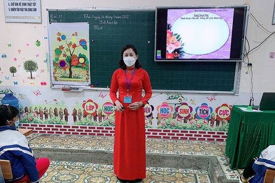 Chuyện cô giáo U50 đạt thủ khoa Kỳ thi giáo viên chủ nhiệm giỏi ở Nghệ An