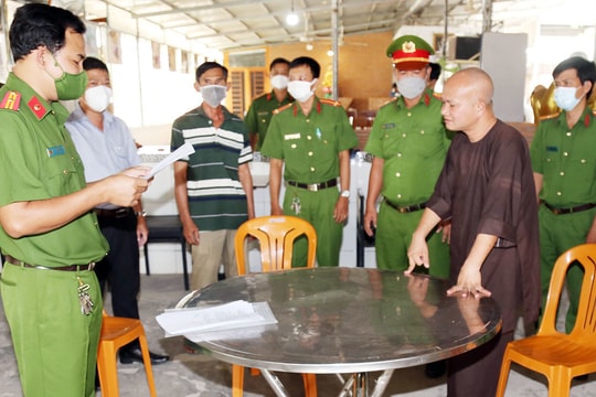 Nhà sư 'dỏm' bị bắt vì đánh nhiều trẻ em