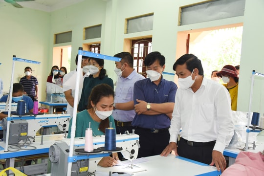 Giám sát công tác phát triển nguồn nhân lực tại huyện Diễn Châu