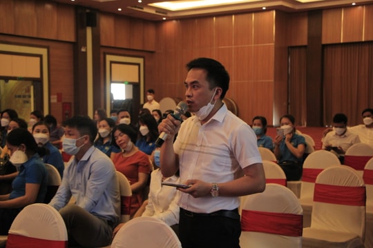 Thị xã Hoàng Mai phát động Tháng công nhân và đối thoại với người lao động