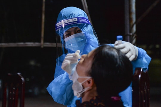 Sáng 25/4, Nghệ An ghi nhận 67 ca mắc Covid-19 mới, trong đó có 21 ca cộng đồng