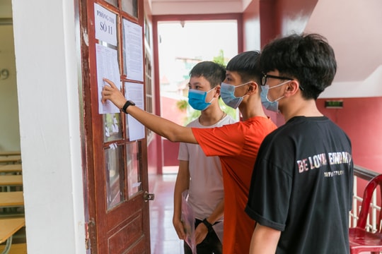 Học sinh thi vào lớp 10 được phép điều chỉnh nguyện vọng sau khi có tỷ lệ 'chọi'