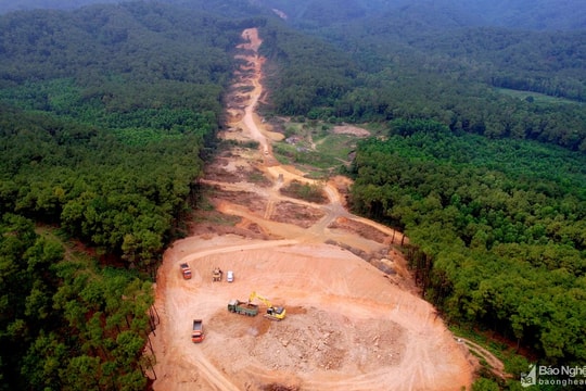 Chủ tịch UBND tỉnh kết luận về công tác GPMB Dự án đường cao tốc Bắc-Nam đoạn qua Nghệ An