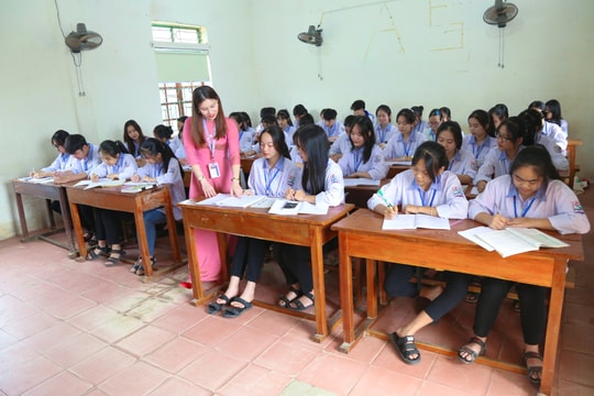 Trường THPT Lê Lợi (Tân Kỳ): 40 năm xây dựng và trưởng thành