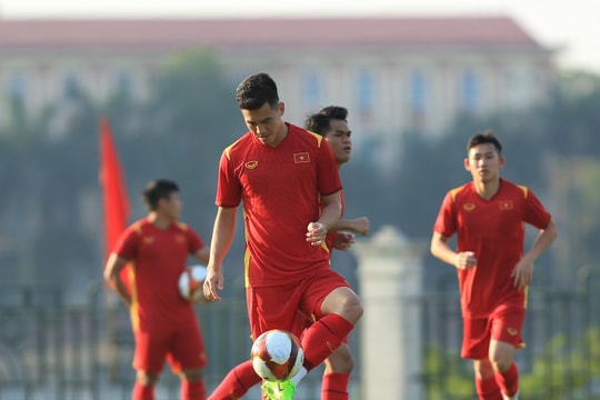 Tiến Linh chấn thương, U23 Indonesia mừng thầm; Messi không được đề cử Cầu thủ hay nhất Ligue 1 