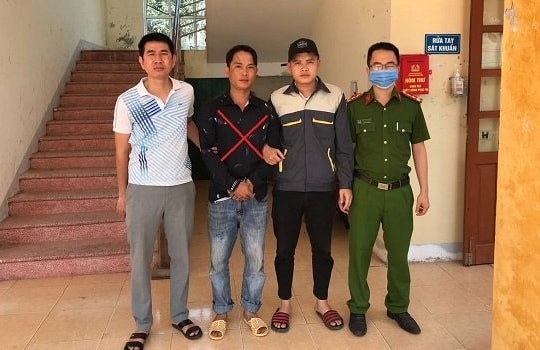 Kẻ phạm tội ma túy lẩn trốn dưới vỏ bọc công nhân