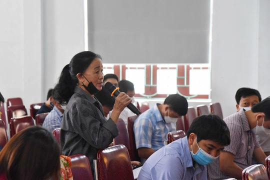 Cử tri thị xã Thái Hòa có nhiều kiến nghị về chính sách với người có công và đất đai