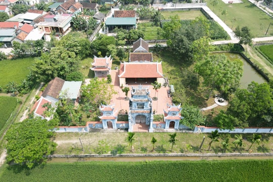 Khám phá vẻ đẹp cổ kính của đền thờ Sát Hải Đại Vương Hoàng Tá Thốn