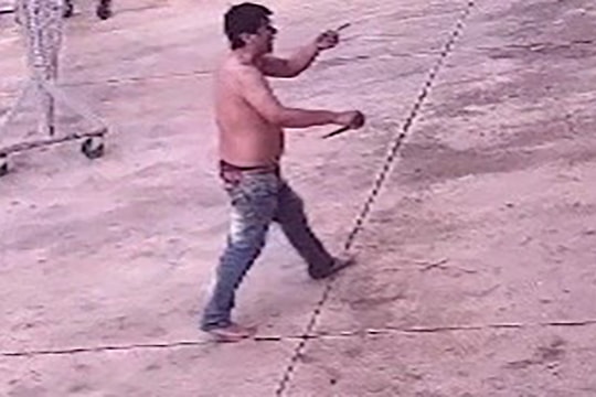 Nhân viên cây xăng bị khách đâm vì nhắc 'không hút thuốc'