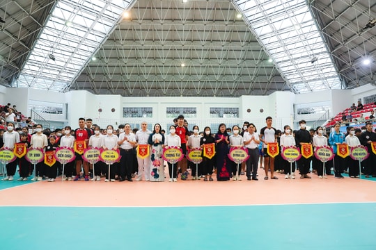 250 VĐV tham dự Hội thi thể thao Lễ hội Làng Sen năm 2022