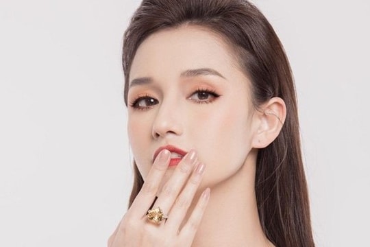 Lã Thanh Huyền lần đầu khoe bộ sưu tập kim cương triệu đô