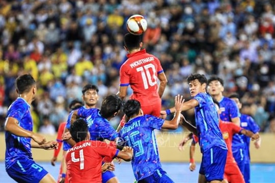 Thái Lan lỡ hẹn Việt Nam ở bán kết SEA Games 31; Messi không có tên ở đội hình tiêu biểu Ligue 1 