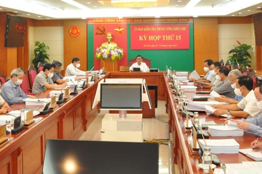 UBKT Trung ương đề nghị Bộ Chính trị xem xét kỷ luật ông Chu Ngọc Anh và ông Nguyễn Thanh Long