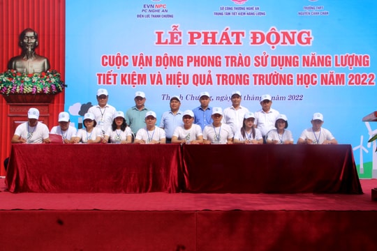 Nghệ An phát động phong trào sử dụng năng lượng tiết kiệm và hiệu quả trong trường học