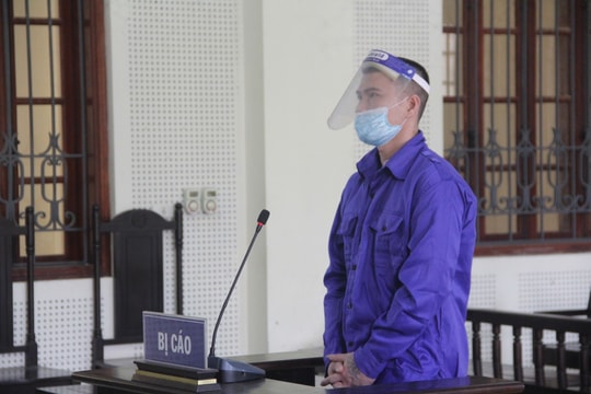 Mua hồng phiến cho bạn cũ, gã trai lần nữa sống cảnh 'cơm tù'