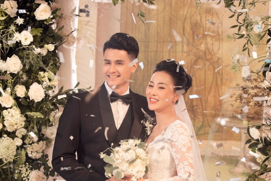 Ảnh cưới của Phương Oanh và siêu mẫu Vĩnh Thuỵ̣ gây sốt