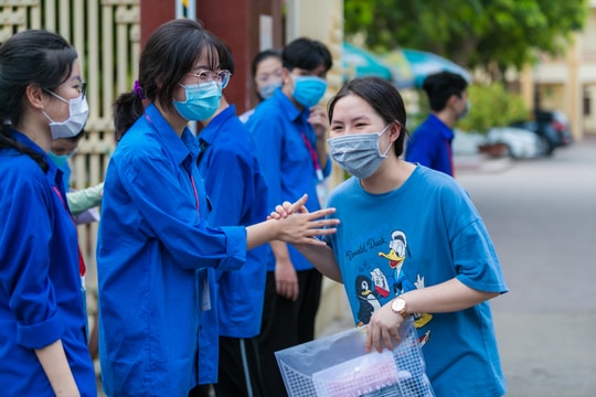 Giám đốc Sở Giáo dục Nghệ An: Không có chuyện 'ép' học sinh phân luồng, tất cả đều có quyền thi THPT