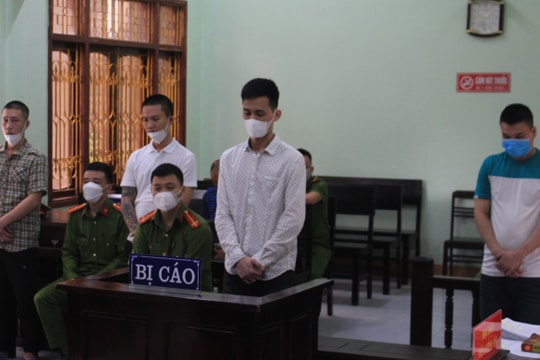 Án tù cho kẻ tham gia ‘tiệc ma túy’ ở quán karaoke