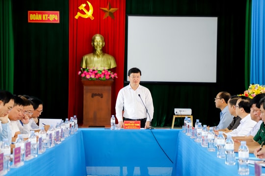 Chủ tịch UBND tỉnh: Kỳ Sơn cần cố gắng biến các bất lợi trở thành lợi thế để phát triển