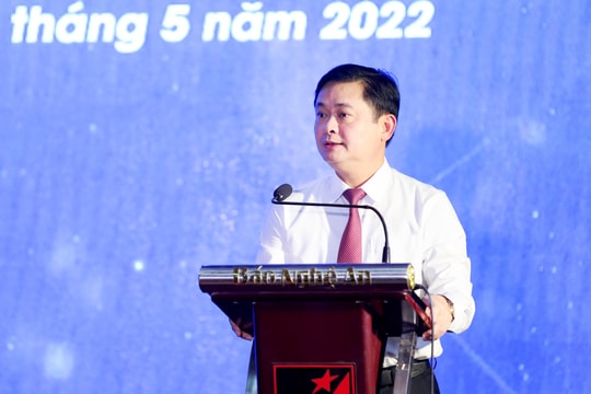 Báo Nghệ An cần kiên định phát triển các ấn phẩm trên nền tảng đa phương tiện, nền tảng số