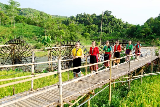 Về nơi có gần 50 cọn nước tuyệt đẹp ở miền Tây Nghệ An